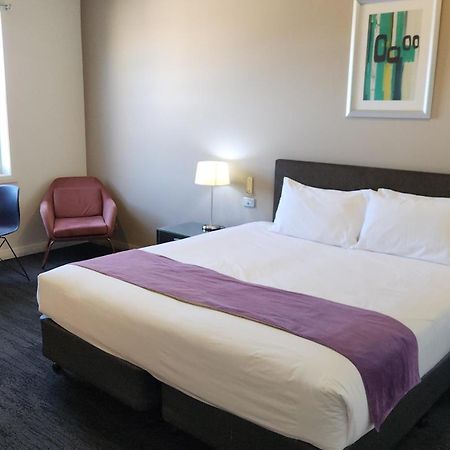 The Grand Motel Griffith Bagian luar foto