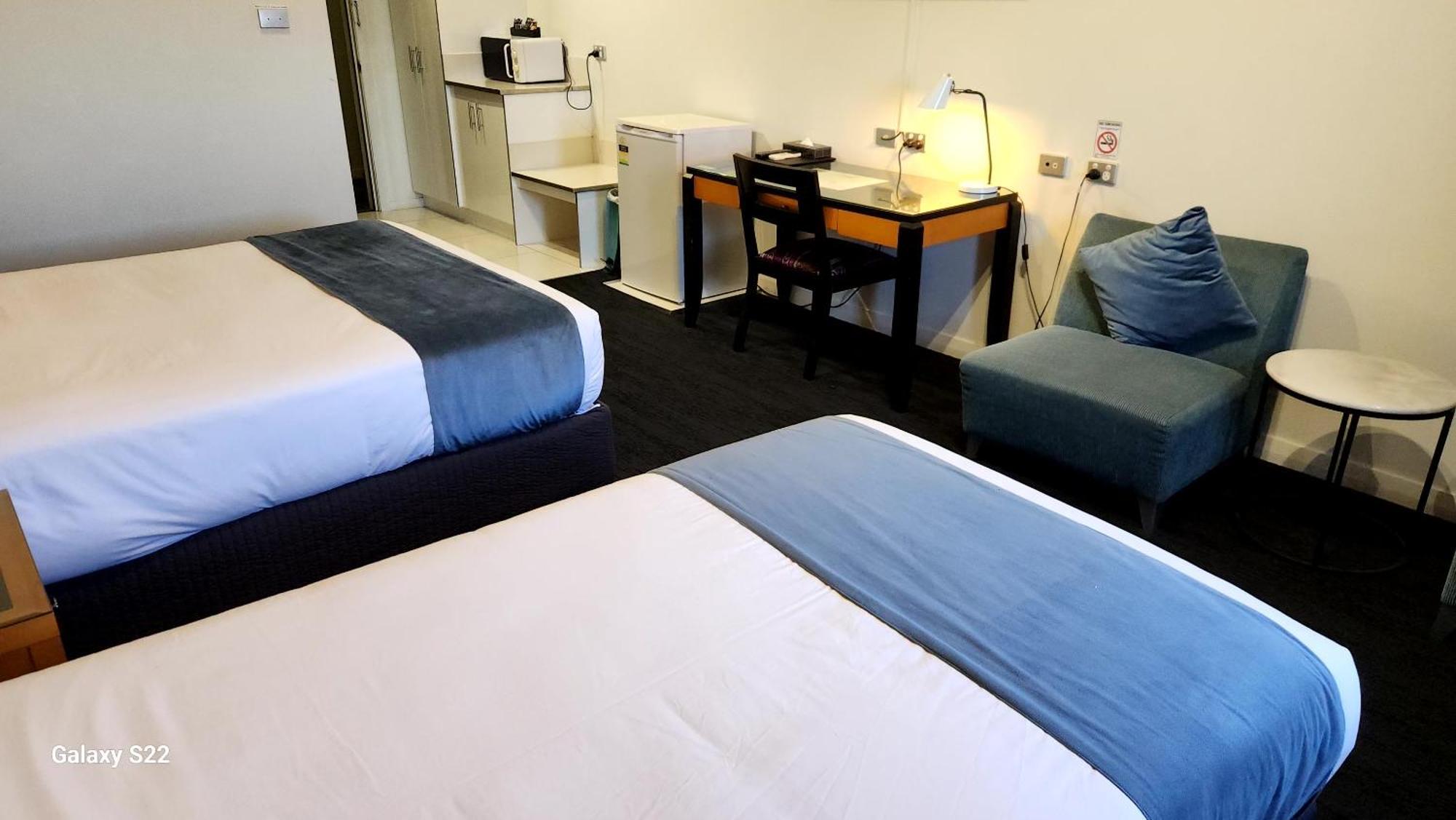 The Grand Motel Griffith Bagian luar foto